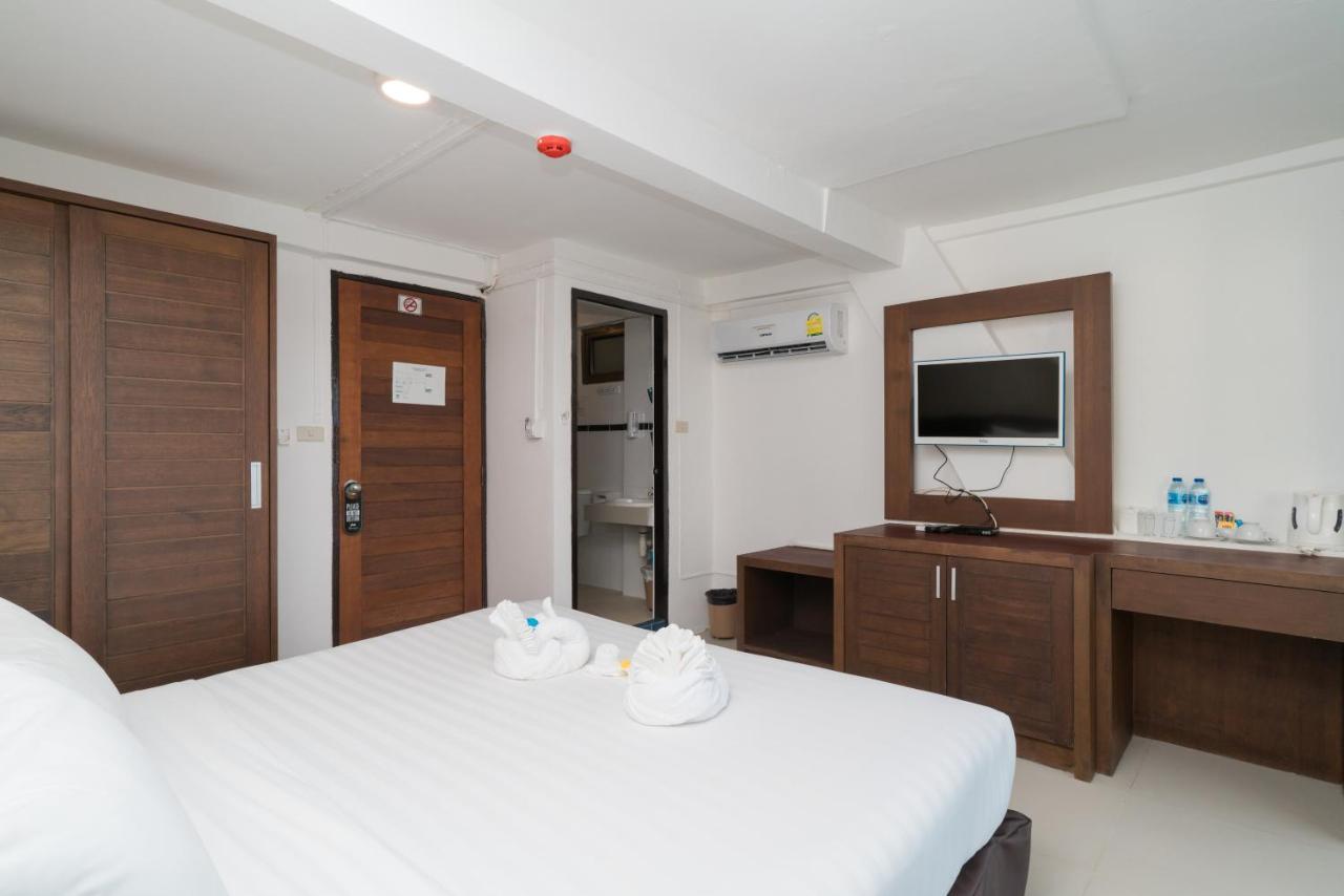 Destination Patong 호텔 외부 사진